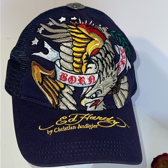 Ed Hardy Vintage Unisex Embroidered Snap Back Trucker Cap - Picture 1 of 12